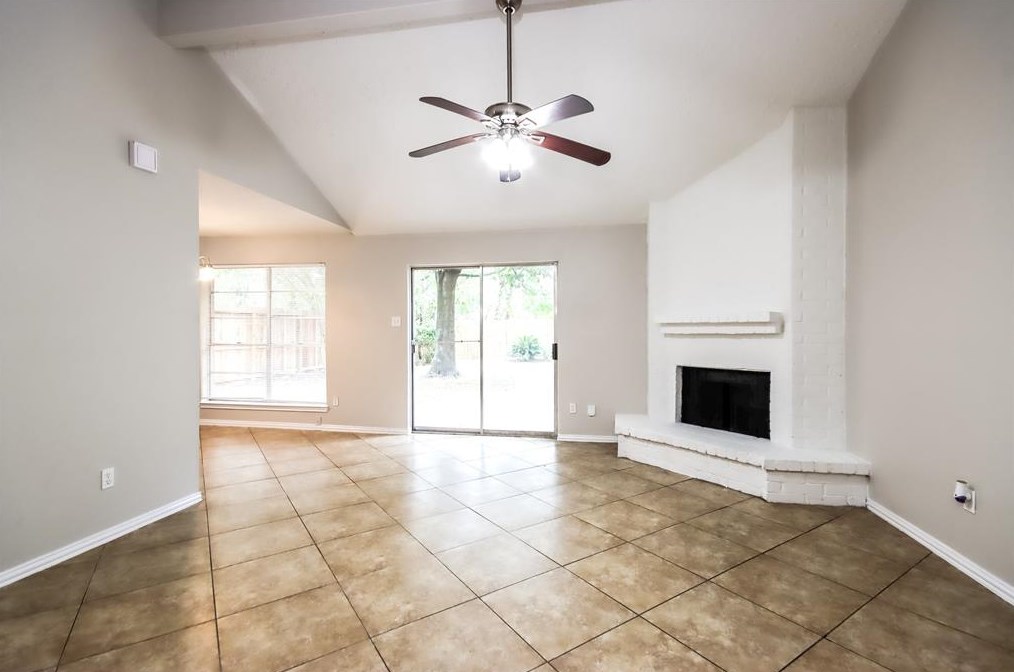 11714 Welshpool Glen Dr, Houston TX  77066-4623 exterior