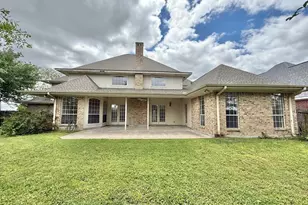 302 Buckingham Dr, Port Neches, TX 77651 - Photo 33