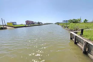 900 Mariner St, Sargent, TX 77414 - Photo 15