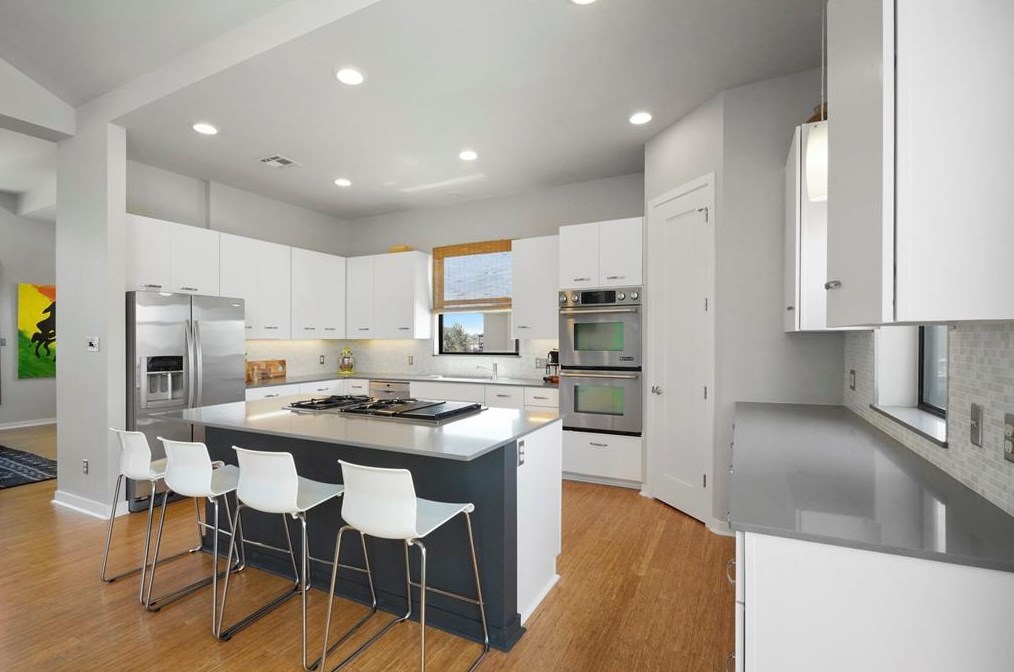 18734 Prince William Ln, Houston TX  77058-4227 exterior