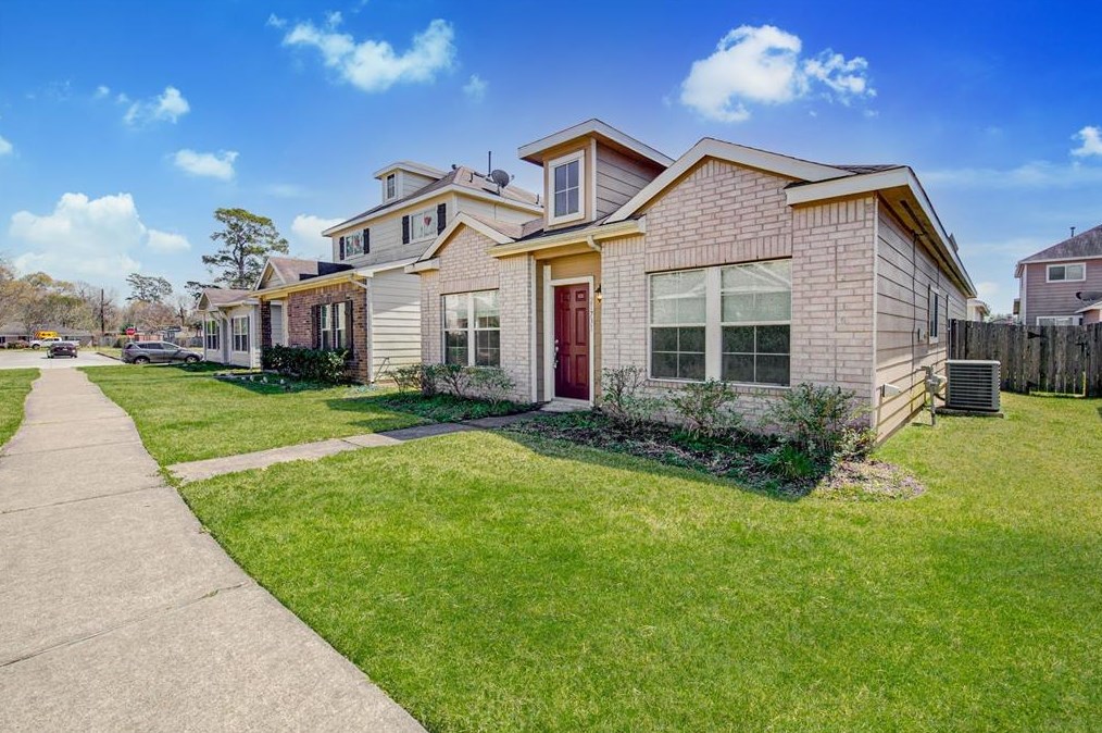 21731 Mossy Field Ln, Spring TX  77388-3647 exterior