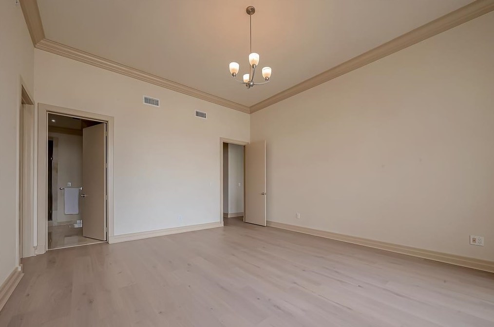 3388 Sage Rd, Houston TX  77056-7238 exterior