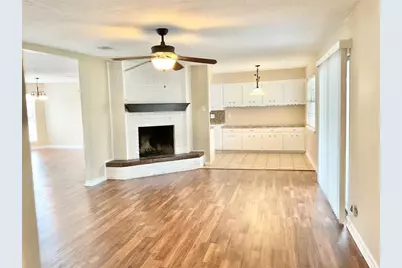 5213 Creekview Drive, La Porte, TX 77571 - Photo 1