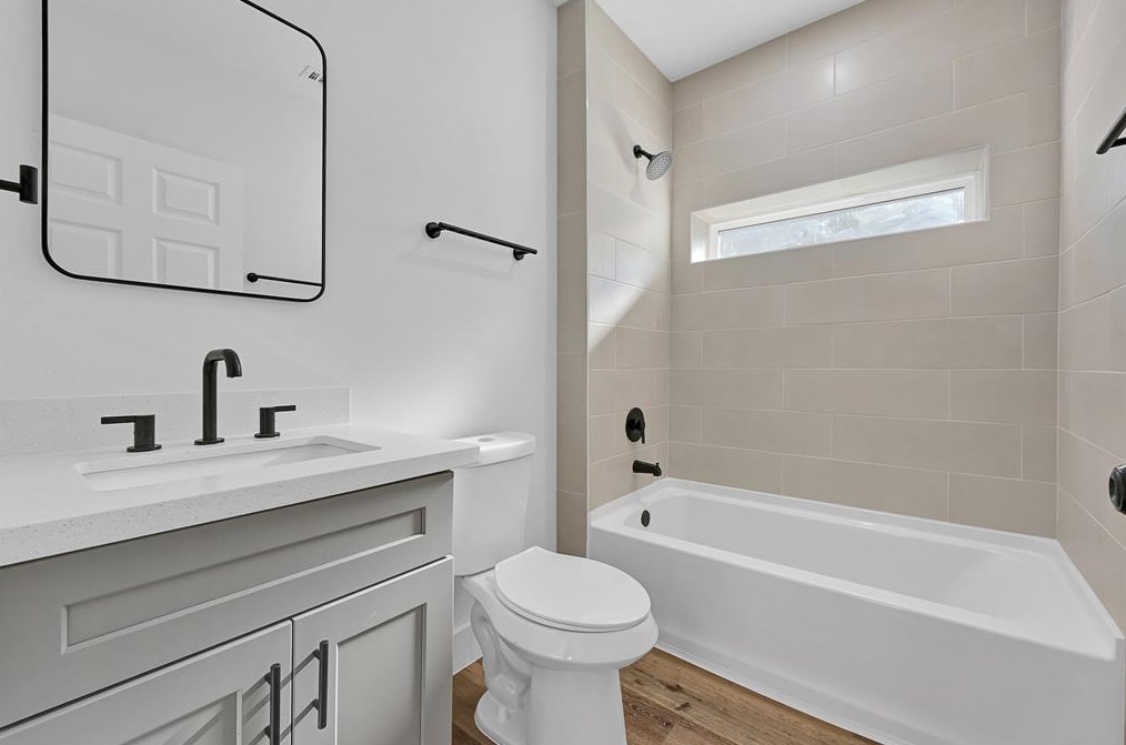 224 Everton St, Houston TX  77003-2504 exterior