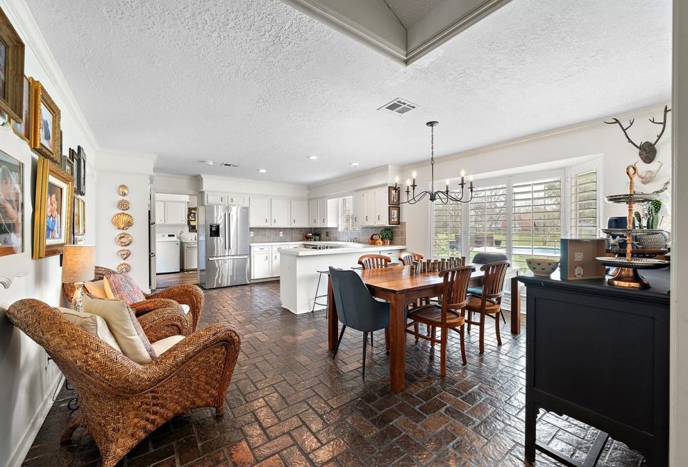 6610 Country Ln, Richmond TX 77406-7734 exterior