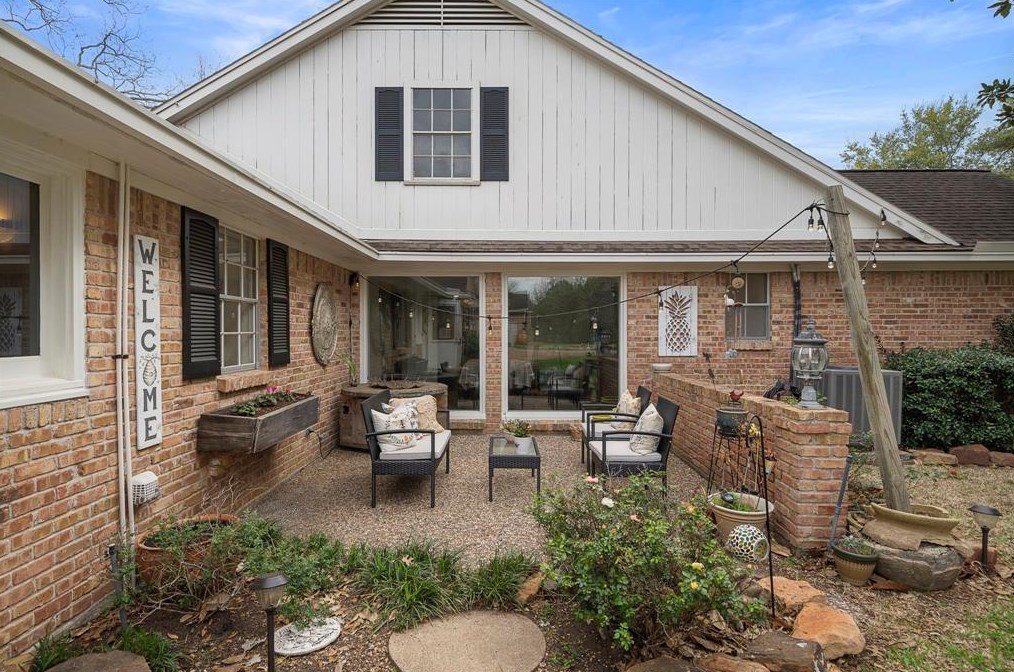 6610 Country Ln, Richmond TX 77406-7734 exterior