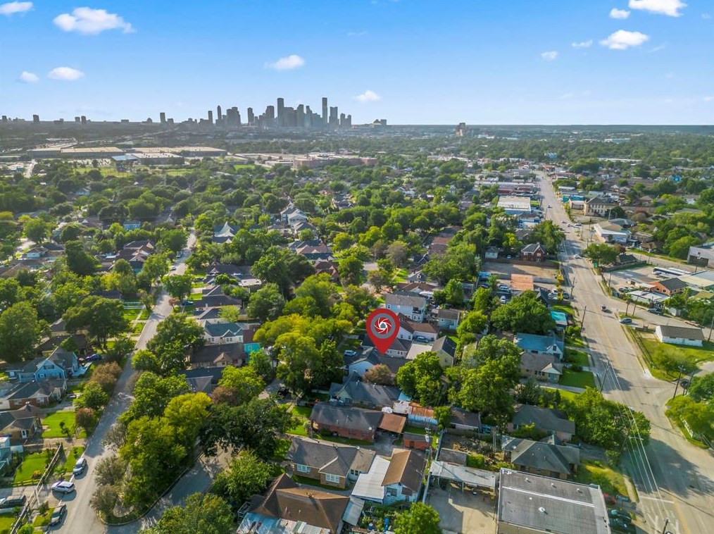 1553 Elliott St, Houston TX  77023-3673 exterior