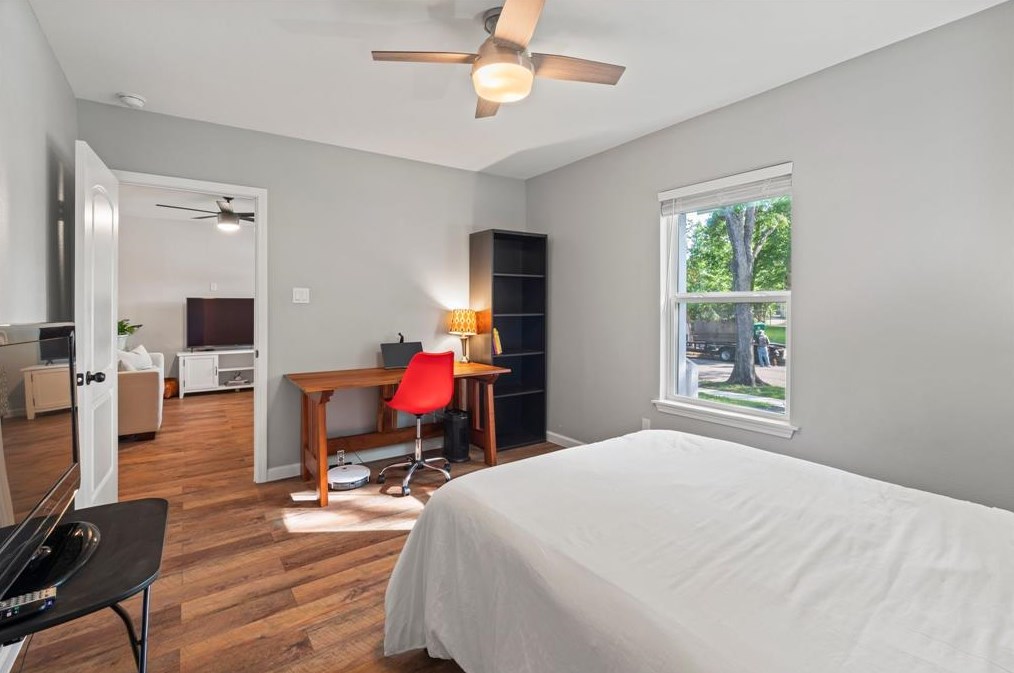1553 Elliott St, Houston TX  77023-3673 exterior