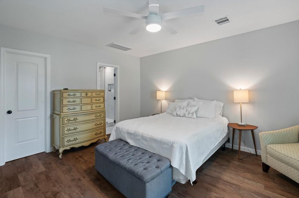 1553 Elliott St, Houston TX  77023-3673 exterior