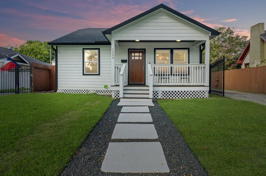 1553 Elliott St, Houston TX  77023-3605 exterior