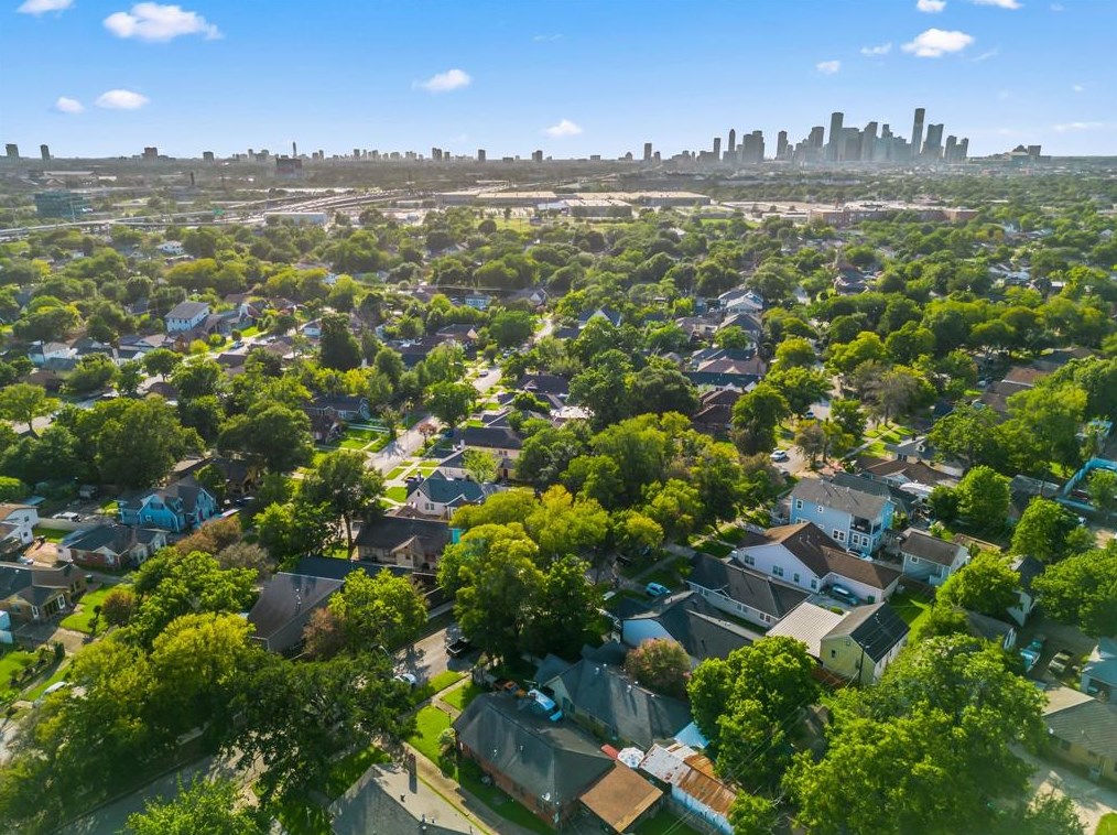 1553 Elliott St, Houston TX  77023-3673 exterior