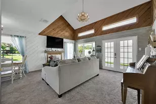 10496 Summit Dr, Willis, TX 77318 - Photo 5