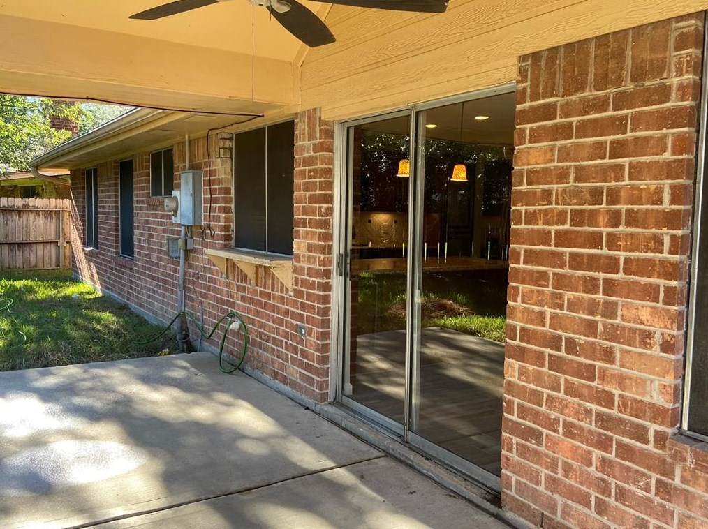9123 Elk Bend Dr, Spring TX  77379-4408 exterior