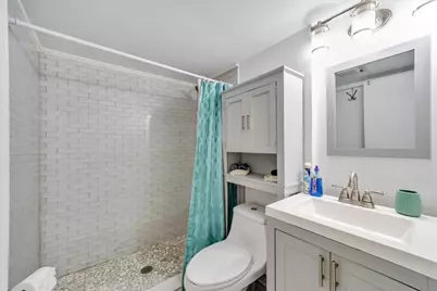 8001 Briarwood Lane, Austin, TX 78757 - Photo 17