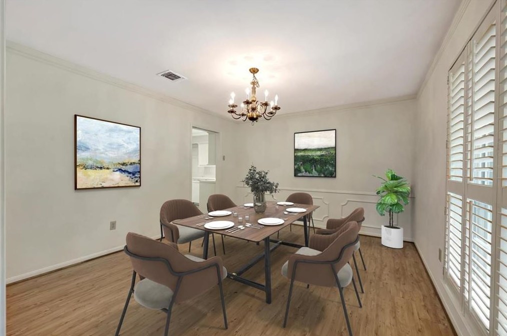 4002 Laurel Grv Dr, Taylor Lake Village TX 77586-5015 exterior