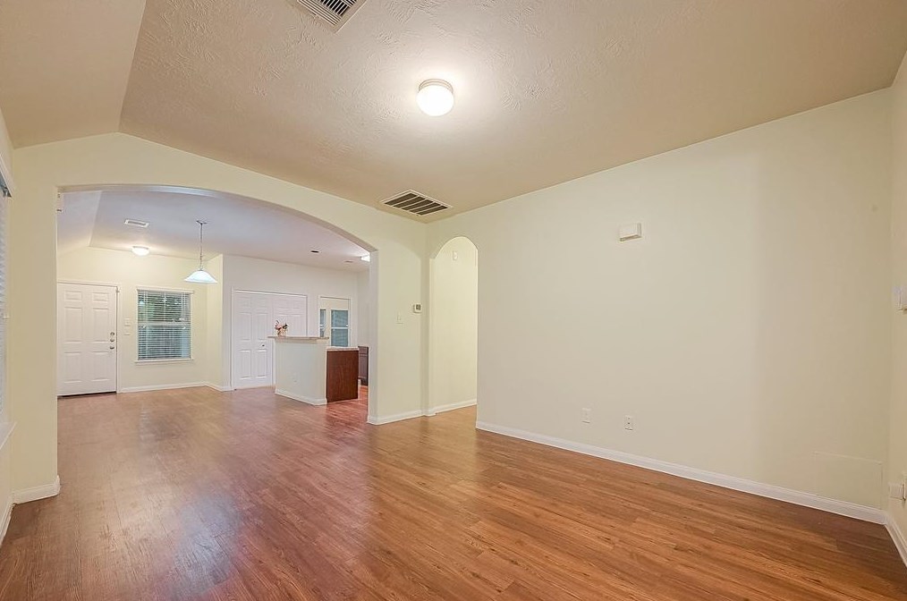 22258 Queenbury Hl Dr, Houston TX  77073-5685 exterior