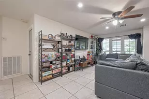 1207 Westgate Dr, Wharton, TX 77488 - Photo 9