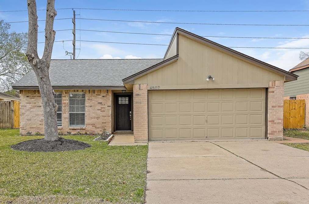 4507 Tealgate Dr, Spring TX  77373-8558 exterior