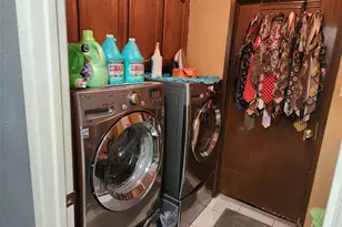 4014 N Windrift Dr, Houston, TX 77066 - Photo 15