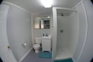 1615 E Wallisville Rd, Highlands, TX 77562 - Photo 21