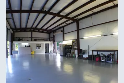 1615 E Wallisville Road, Highlands, TX 77562 - Photo 17