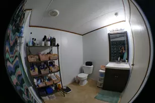 1615 E Wallisville Rd, Highlands, TX 77562 - Photo 27