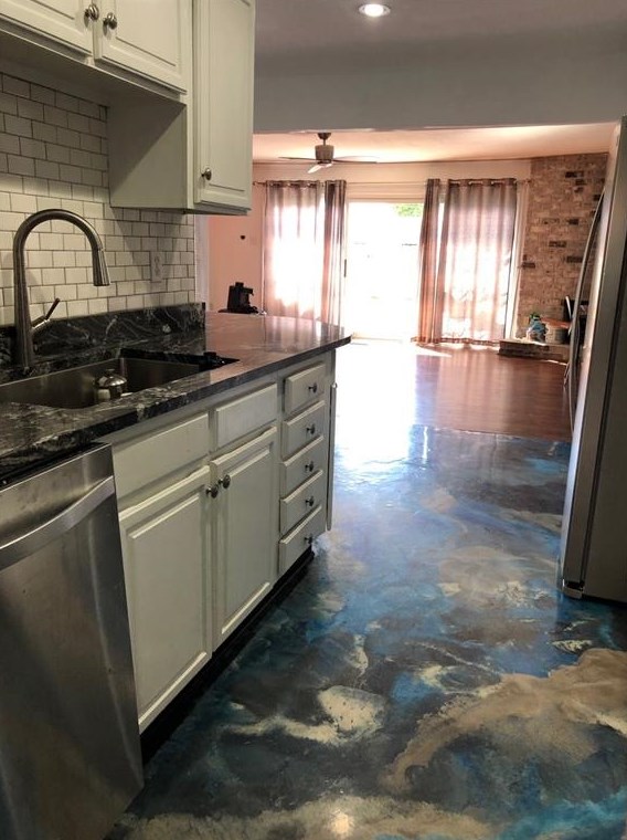 8464 Ariel St, Houston TX  77074-2805 exterior