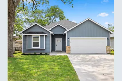 1005 Bonham Street, Columbus, TX 78934 - Photo 1