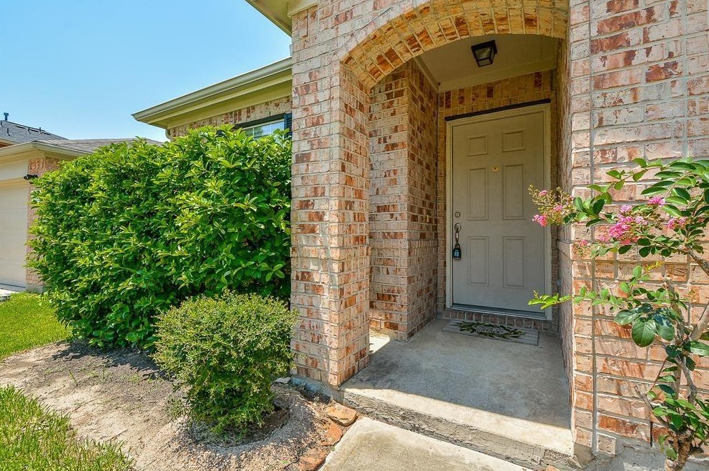 7935 Buffalo View Ln, Cypress TX  77433-2542 exterior