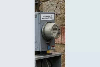 7317 Roswell Street, Houston, TX 77022 - Photo 9