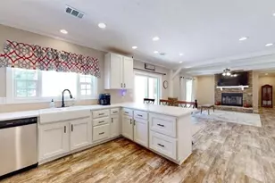 100 Patriots Pl, Somerville, TX 77879 - Photo 5