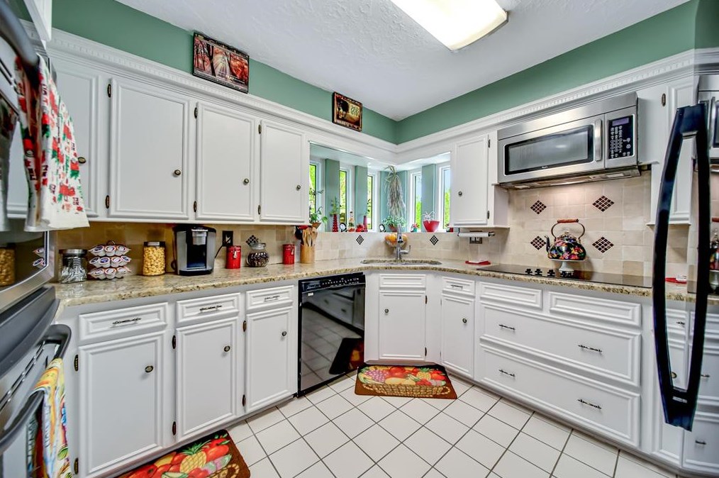 2302 Middle Crk Dr, Humble TX 77339-1821 exterior