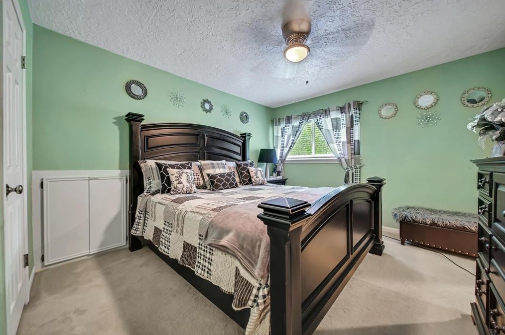 2302 Middle Crk Dr, Humble TX 77339-1821 exterior