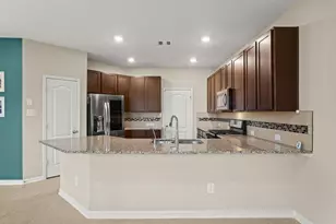 15602 Cliffside Arbor Ln, Houston, TX 77044 - Photo 9