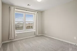 15602 Cliffside Arbor Ln, Houston, TX 77044 - Photo 19