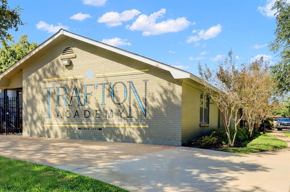 4551 Warm Spg Rd, Houston TX  77035-6027 exterior