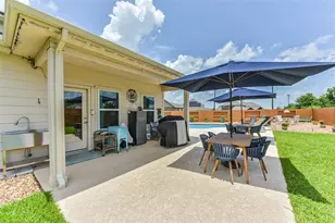 2501 Staplewood Spgs Dr, Pearland, TX 77089 - Photo 19