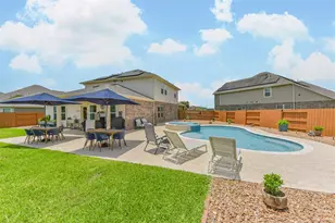 2501 Staplewood Spgs Dr, Pearland, TX 77089 - Photo 15