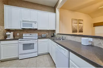 22 W Greenhill Terrace Place, The Woodlands, TX 77382 - Photo 17