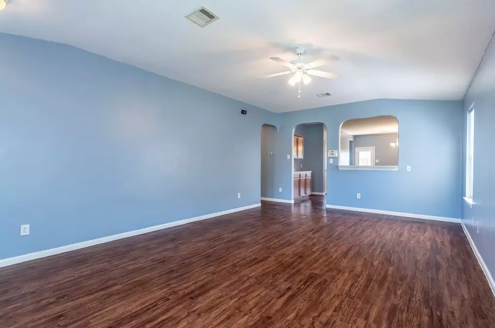 6835 Silver Shores Ln, Katy TX  77449-7629 exterior