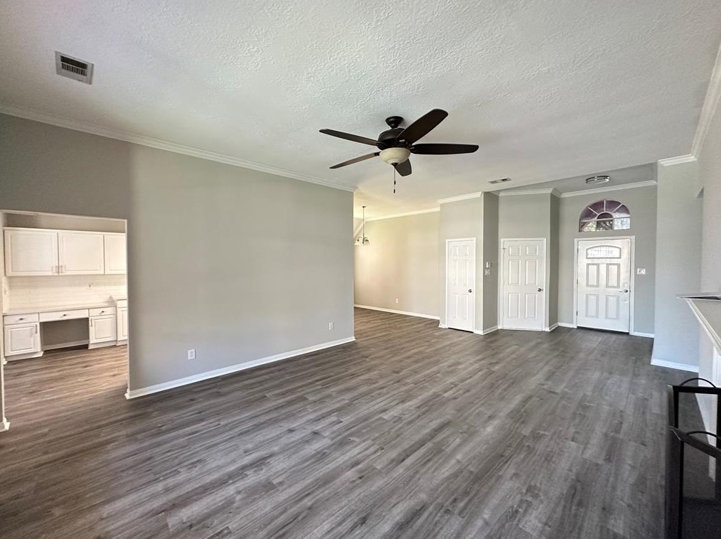 806 Legend Spring Dr, Katy TX  77494-3590 exterior