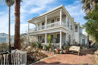 916 Sealy Street, Galveston, TX 77550 - Photo 9