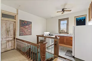 916 Sealy St, Galveston, TX 77550 - Photo 35