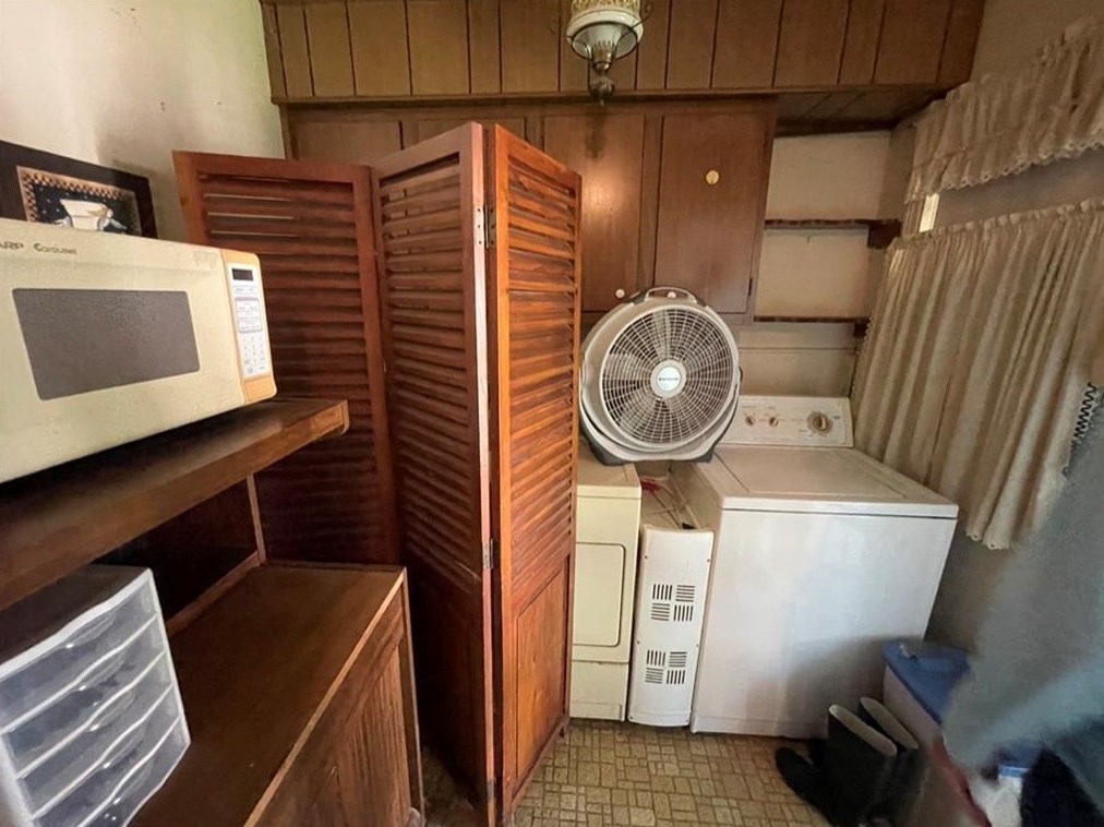 7435 Kingsley St, Houston TX  77087-4524 exterior