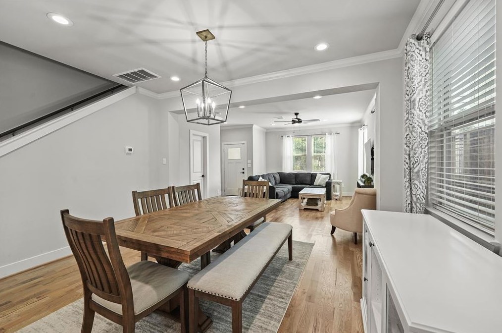 921 33 St, Houston TX  77022-5104 exterior