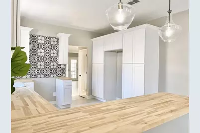 6716 Jefferson Boulevard, Groves, TX 77619 - Photo 13