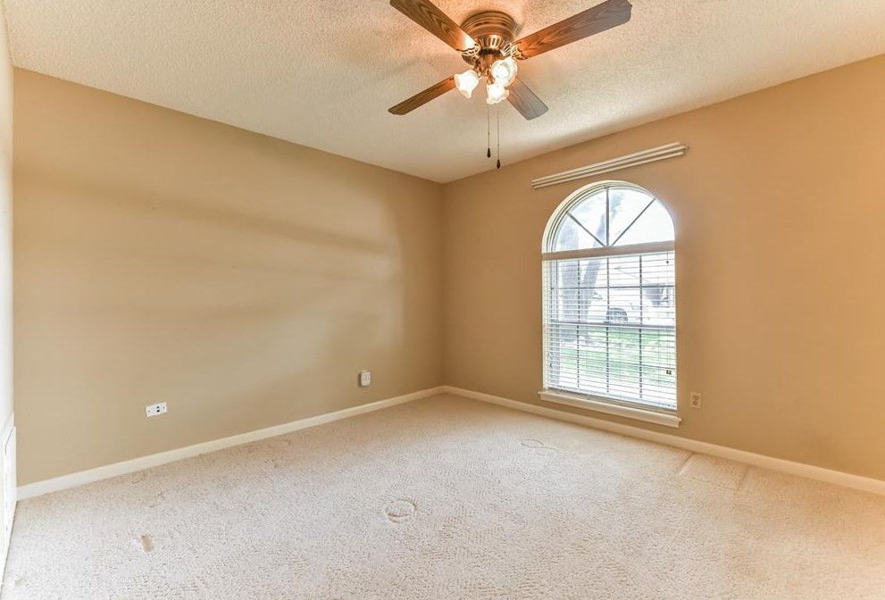 11323 Marrs Dr, Houston TX  77065-2108 exterior