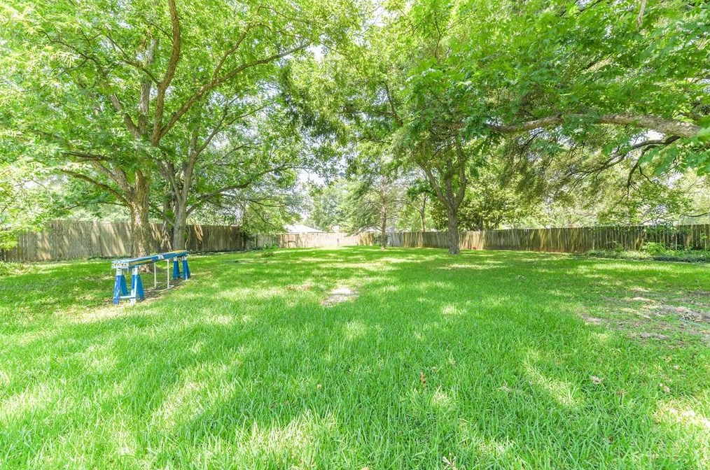 11323 Marrs Dr, Houston TX  77065-2108 exterior