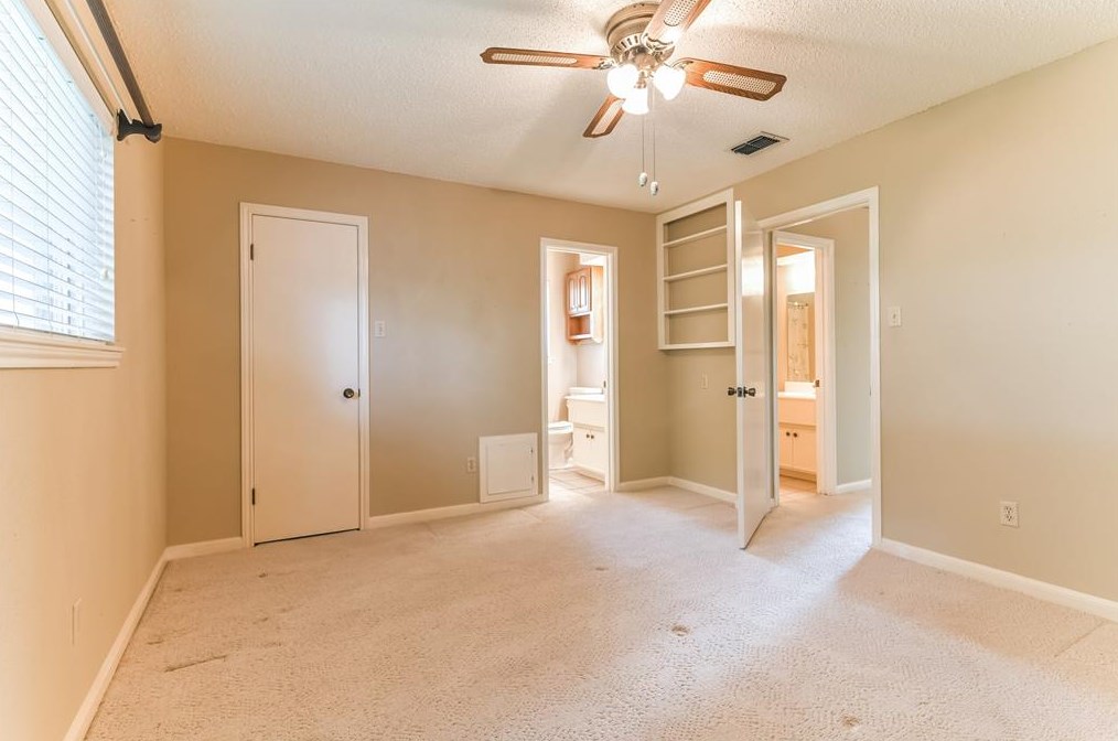 11323 Marrs Dr, Houston TX  77065-2108 exterior