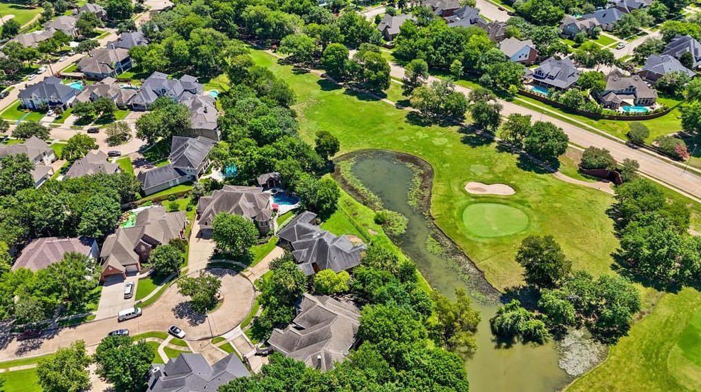 1706 Peppervine Way, Sugar Land TX  exterior